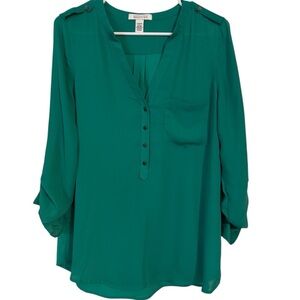 🌹 Kenneth Cole Reaction Buttoned Blouse with Mandarin Collar
